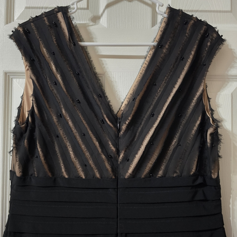 Adrianna Papell Beaded Bandage Sheath Dress, Deep Mesh V-Neck, Stretchy, EUC! - Picture 7 of 12